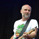 Dave Reimer als Bass
