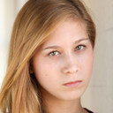 Demi Baumann als Party Girl