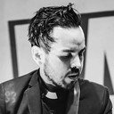 Nicolas Perez als Self - Guitar