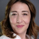 Yasemin Baştan als Azize