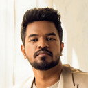 Madan Gowri als Vel