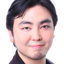 堀総士郎 als Weatherman (voice)