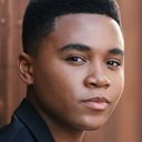 Chosen Jacobs als Self