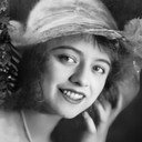Charlotte Pierce als Susie (his daughter)