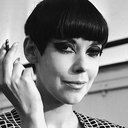 Peggy Moffitt als Model (uncredited)