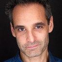 Jonathan Raviv als Party Goer