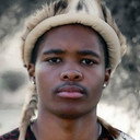 Thabiso Ndlovu als Zenzele