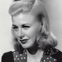 Ginger Rogers als Queen