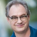 John Billingsley als Professor West