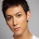 Tasuku Nagase als Kamen Rider Beast