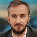 Jan Böhmermann als Self - TV Host (archive footage)