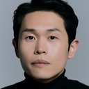 강길우 als Jin-woo