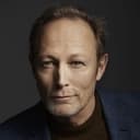 Lars Mikkelsen als Grand Admiral Thrawn (voice)