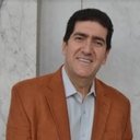 Rosendo Flores als Crespel, Maitre Luther
