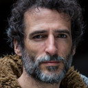 Frédéric Radepont als Voix secrétaire du juge