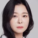 Yoon Hae-ju als Black Fox 6