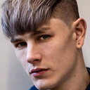Luke Worrall als Beautiful Boy