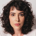 Daniele Louzada als 