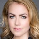 Amanda Schull als Lizzie Armstrong