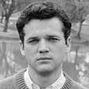 Jack Nance als Julian Ward