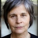 Suzanna Hamilton als Izz Huett