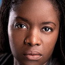 Nicole Pringle als Mom