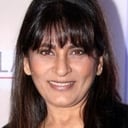 Archana Puran Singh als Shalini Sehgal