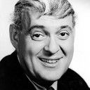 Zero Mostel als 'Big Babe' Lazich
