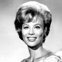 Abby Dalton als Mother Speed
