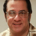 Gene DiNapoli als Foster Dad