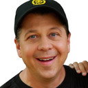 Aaron Michaels als Park Ranger Aaron