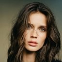 Marine Vacth als Barny