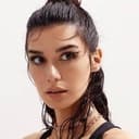 Burcu Kıratlı als Helin