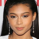 Sierra Capri als Monsé Finnie