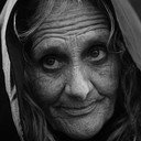Karen Newton als Gram Reaper