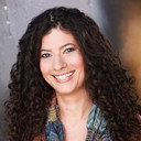 Rachel Appelbaum als Clocky / Mr. Mailbox (Suit)