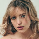 Paige McGarvin als Sarah