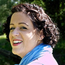 Liz McIvor als Self - Presenter
