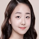 Han Ji-won als Kim Je-hee (Young)
