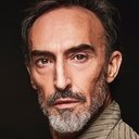 José Luis Ferrer als Hombre de Negro