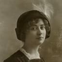 Cécile Guyon als 