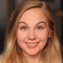 Gillian Rabin als Grace