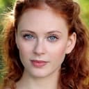 Helena Barlow als Young Estella