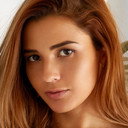 Agatha Vega als Fluffina the Fox