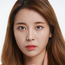Park Sharon als Park Jin-ah