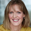 Victoria Pugh als Social Worker