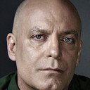 Michael McFadden als Police Photographer