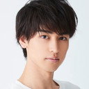 Ikumi Isaka als Kō Hyūga (日向行)