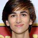 Sebastian Croft als Archibald Arnold