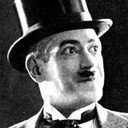 Solly Ward als Stale Joke Julius